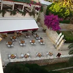 Novak Bonaparte - Hvar City Center